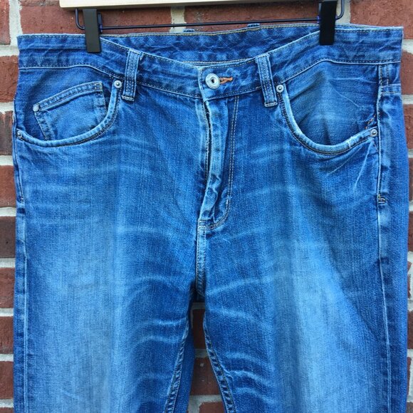 Tommy Bahama Jeans Mens 36x32 Standard Fit Fade Whiskering - Picture 3 of 15